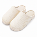 Chaussons d'intérieur 42/43 en textile beige à enfiler semelle souple
