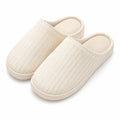 Chaussons d'intérieur 42/43 en textile beige à enfiler semelle souple