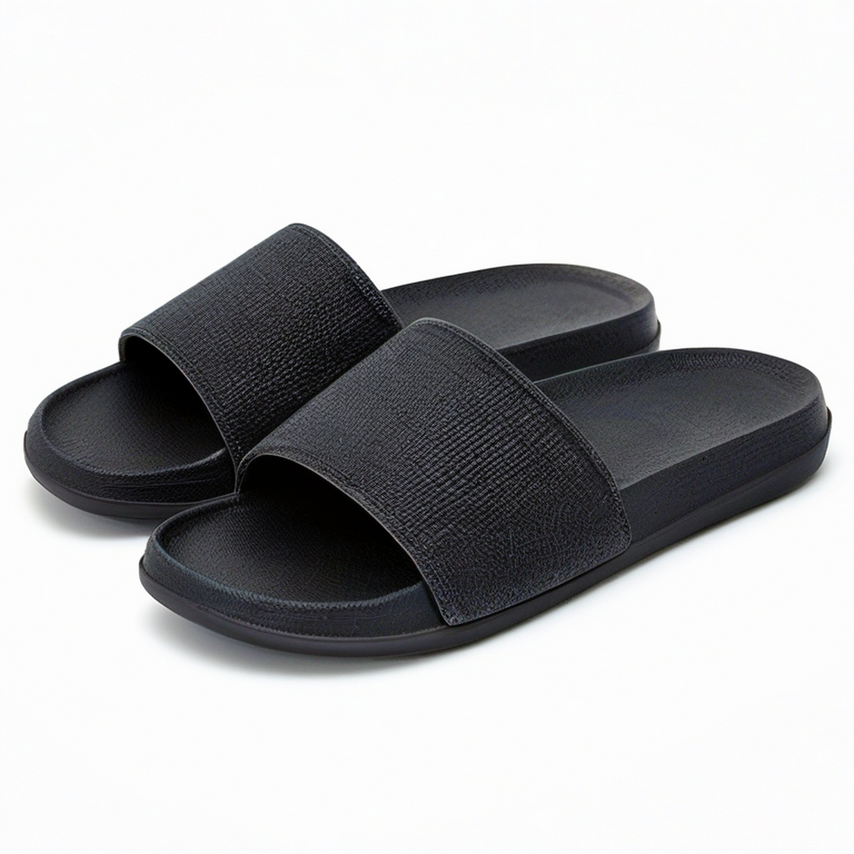 Claquettes taille 42/43 noires en matière synthétique - chaussures ouvertes à enfiler
