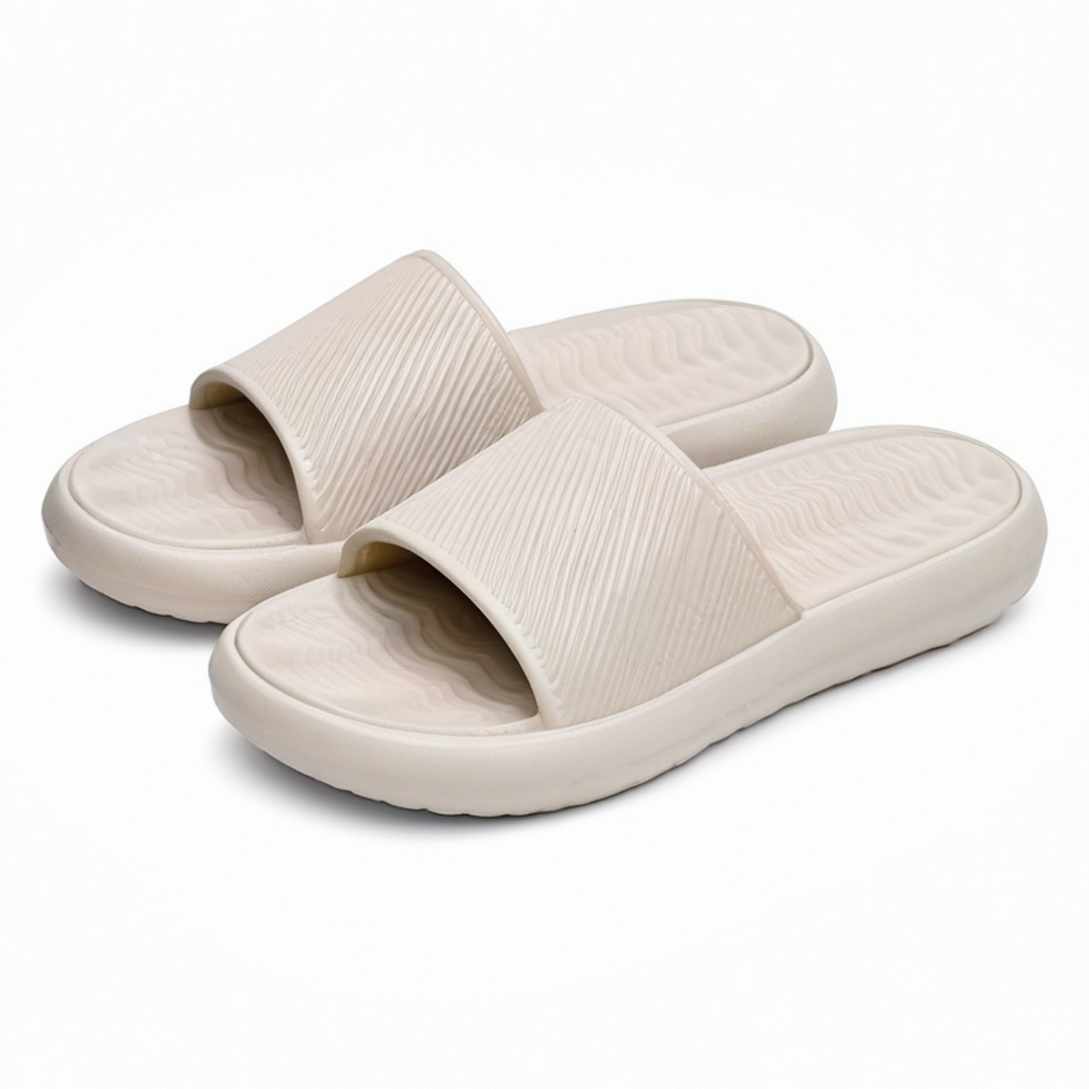 Claquettes 42/43 en mousse synthétique beige à semelle texturée pour usage quotidien